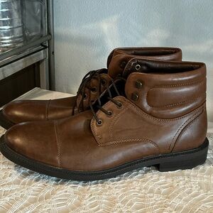 Kenneth Cole Unlisted Men’s Roll With It BootSize 12M Brown. NEW
